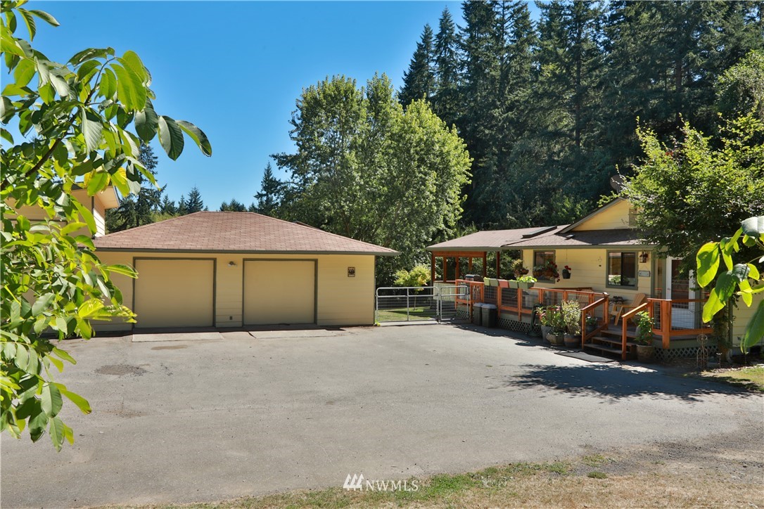 4075 Junco Road Greenbank, WA 98253 - Photo 1 of 40 Gallery Image 1