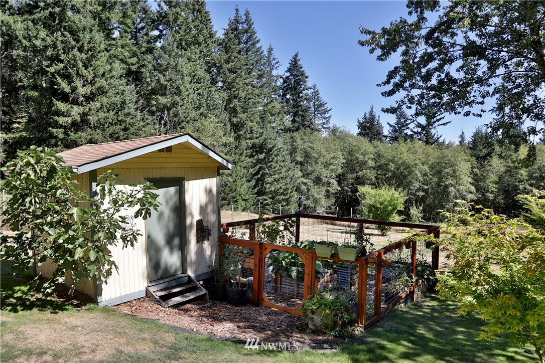4075 Junco Road Greenbank, WA 98253 - Photo 34 of 40 Gallery Image 34