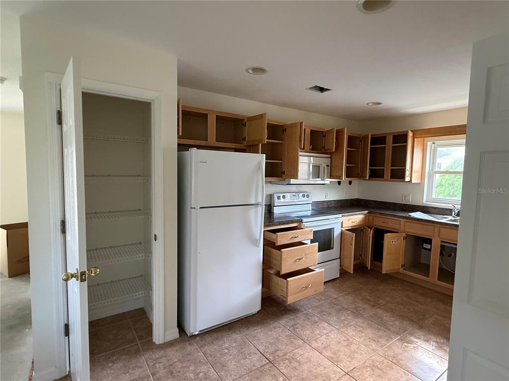 32 Raeland Lane Palm Coast, FL 32164 - Photo 8 of 21 Gallery Image 8