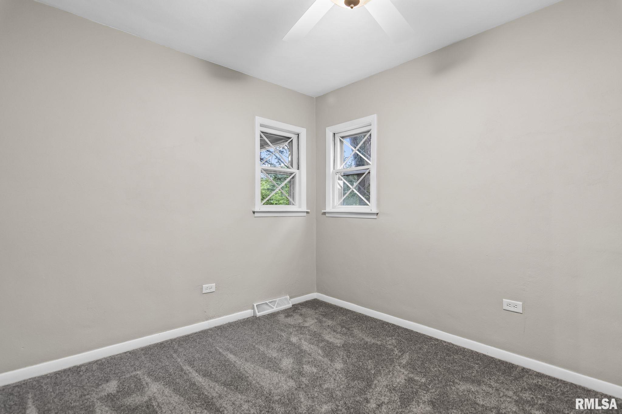 3245 South 3rd Street Springfield, IL 62703 - Photo 29 of 35