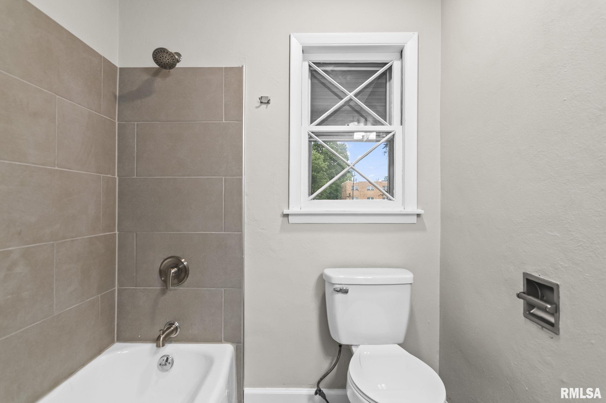 3245 South 3rd Street Springfield, IL 62703 - Photo 31 of 35