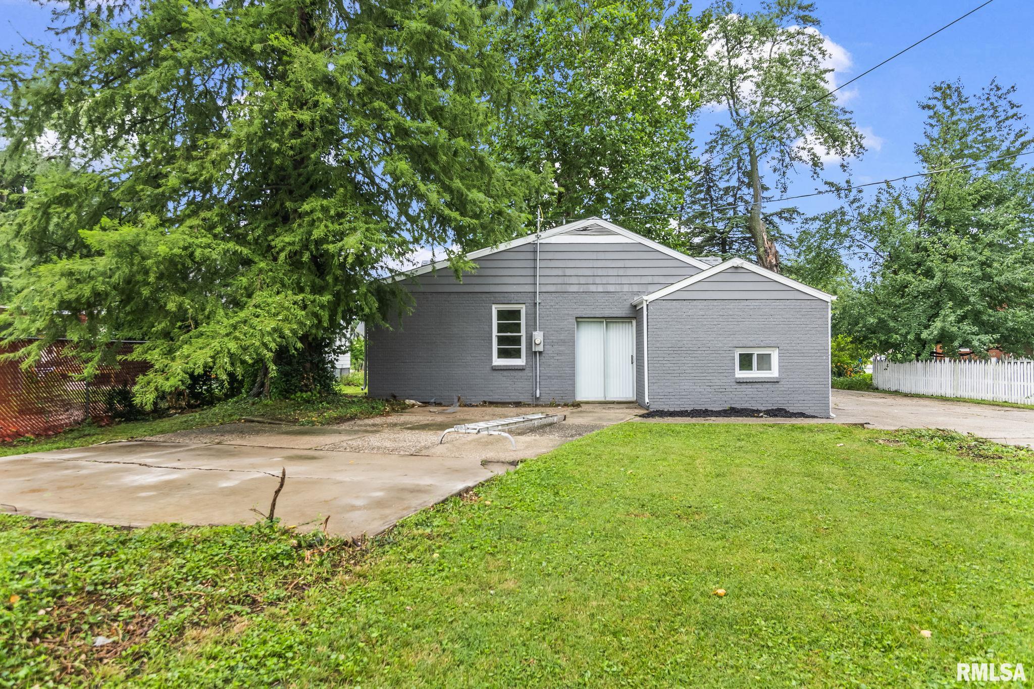3245 South 3rd Street Springfield, IL 62703 - Photo 32 of 35