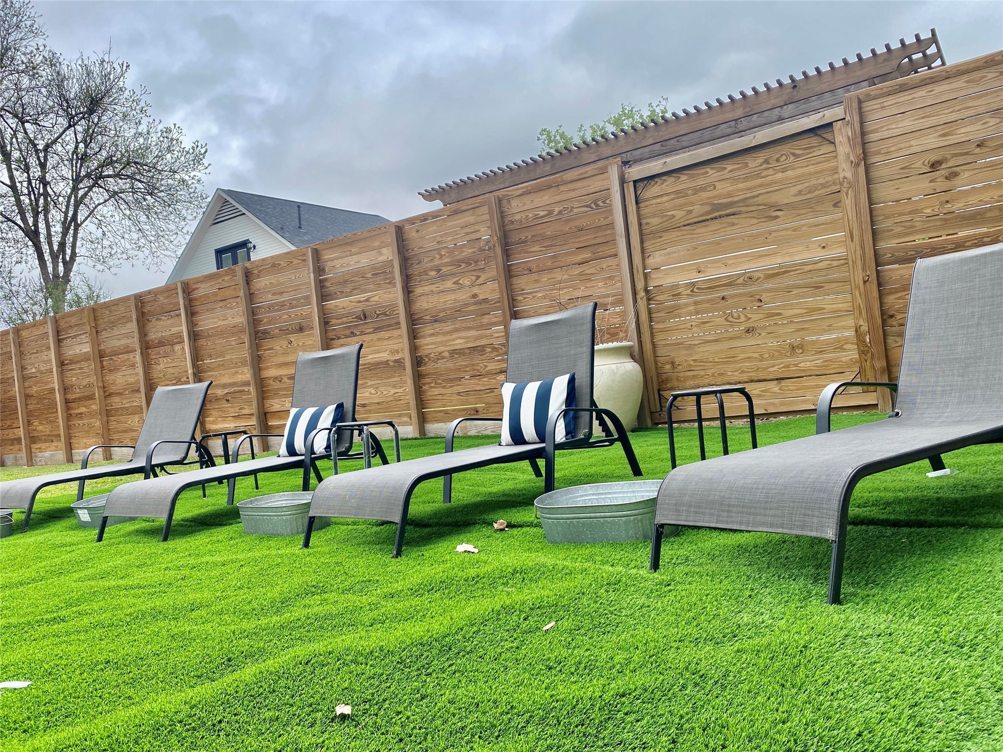 1406 Edwards Street Houston, TX 77007 - Photo 32 of 36 Backyard