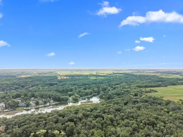 $2,199,700 | Lt0 Green Lake Drive, La Grange, WI 53121