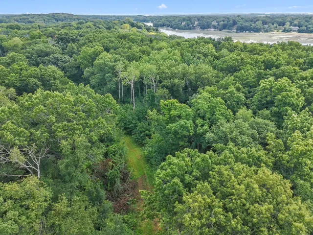 $2,199,700 | Lt0 Green Lake Drive, La Grange, WI 53121