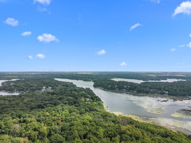 $2,199,700 | Lt0 Green Lake Drive, La Grange, WI 53121