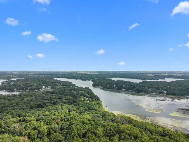 $2,199,700 | Lt0 Green Lake Drive, La Grange, WI 53121