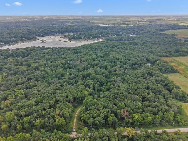 $2,199,700 | Lt0 Green Lake Drive, La Grange, WI 53121