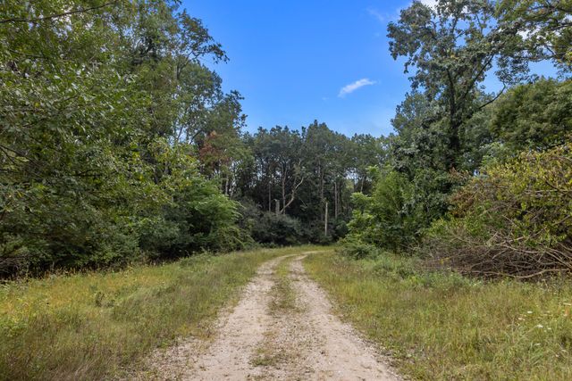 $2,199,700 | Lt0 Green Lake Drive, La Grange, WI 53121