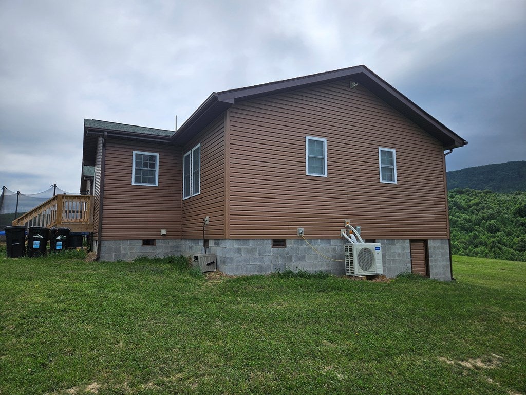 2451 Gratton Road Tazewell, VA 24651 - Photo 3 of 49 Gallery Image 3