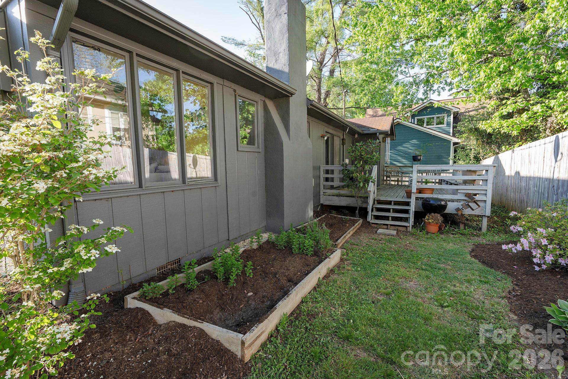 34 Oakley Road Asheville, NC 28803 - Photo 12 of 13