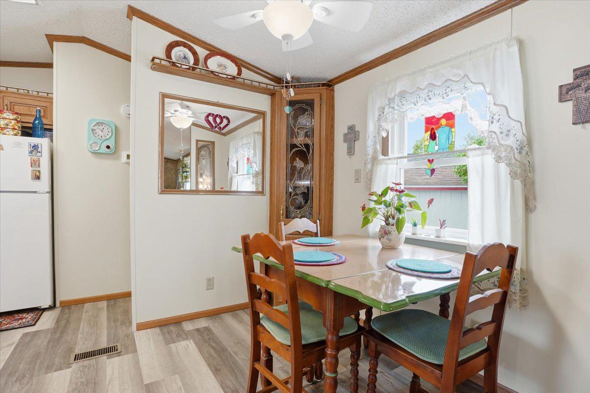 3350 Airport Road, Unit 5 Allentown, PA 18109 - Photo 24 of 53 Charming dining nook with natural light.