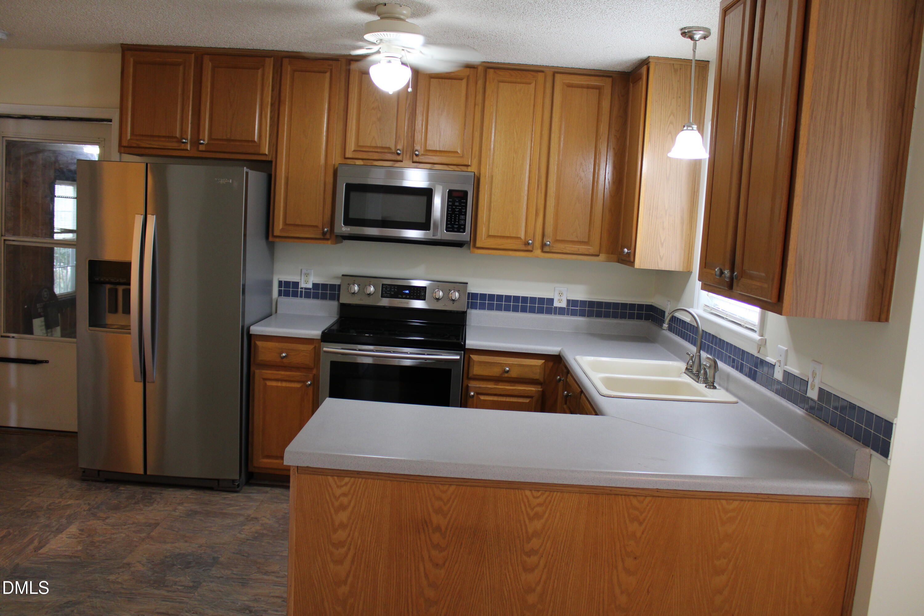 700 Adirondack Place Garner, NC 27529 - Photo 7 of 24 IMG_9312