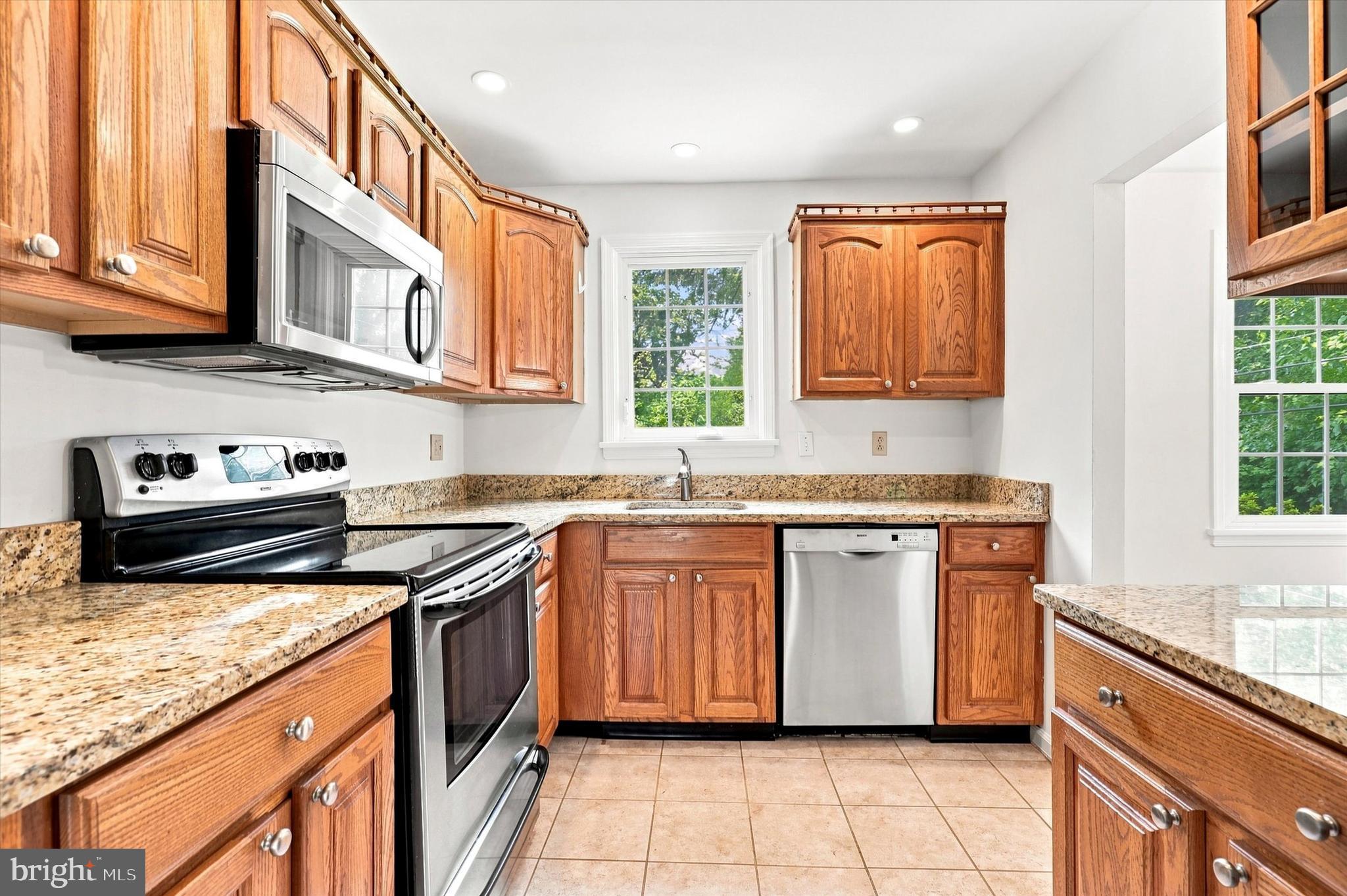 303 Landsende Road Devon, PA 19333 - Photo 11 of 37