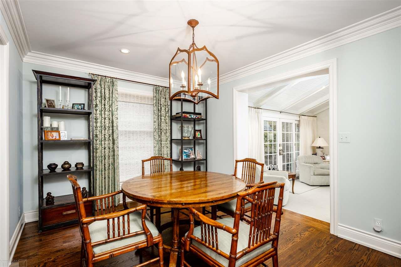 152 Cloverly Road Grosse Pointe Farms, MI 48236 - Photo 13 of 59