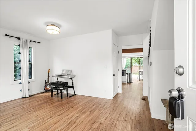 $865,000 | 8739 17th Avenue Northwest, Seattle, WA 98117