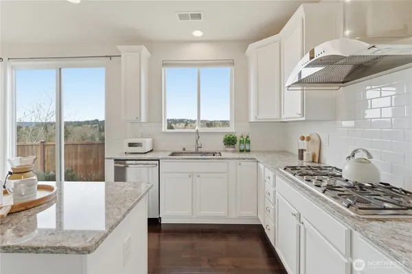 $1,245,000 | 8218 Northeast 196th Street, Kenmore, WA 98028