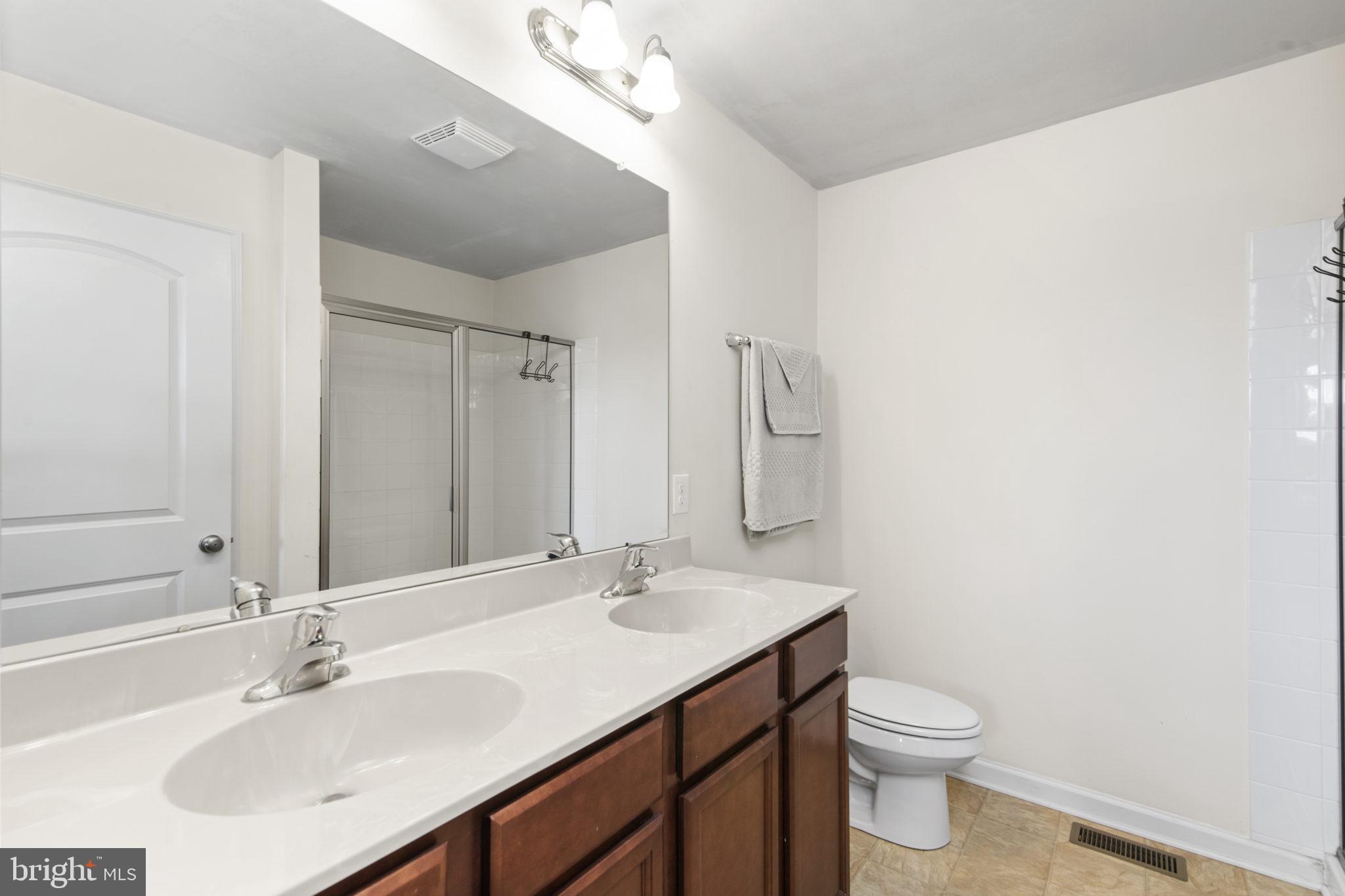 3889 Cephas Child Road, Unit 3 Doylestown, PA 18902 - Photo 12 of 26 MASTER BATH