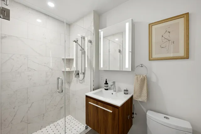 $2,250,000 | 197 West Houston Street | Hudson Square