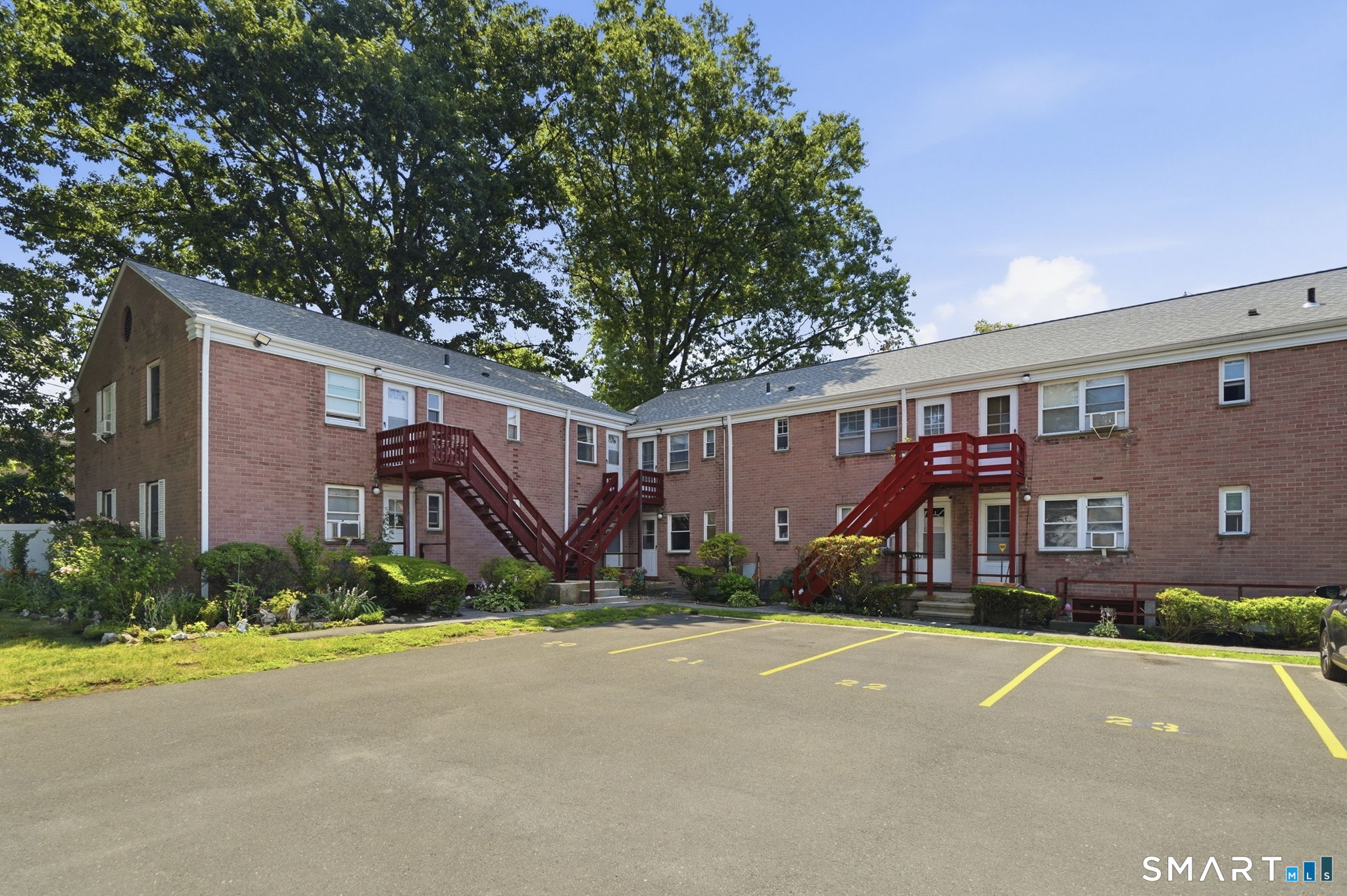 248 Seaton Road, Unit 2 Stamford, CT 06902 - Photo 13 of 19