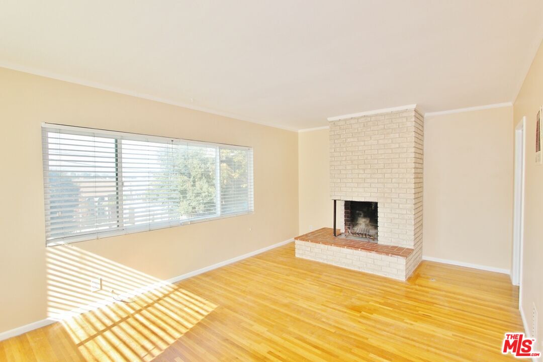 380 Pershing Drive Playa del Rey, CA 90293 - Photo 5 of 18