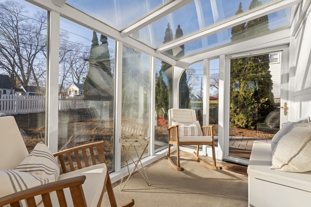 11 Londonderry Road Framingham, MA 01701 - Photo 13 of 38 Gallery Image 13