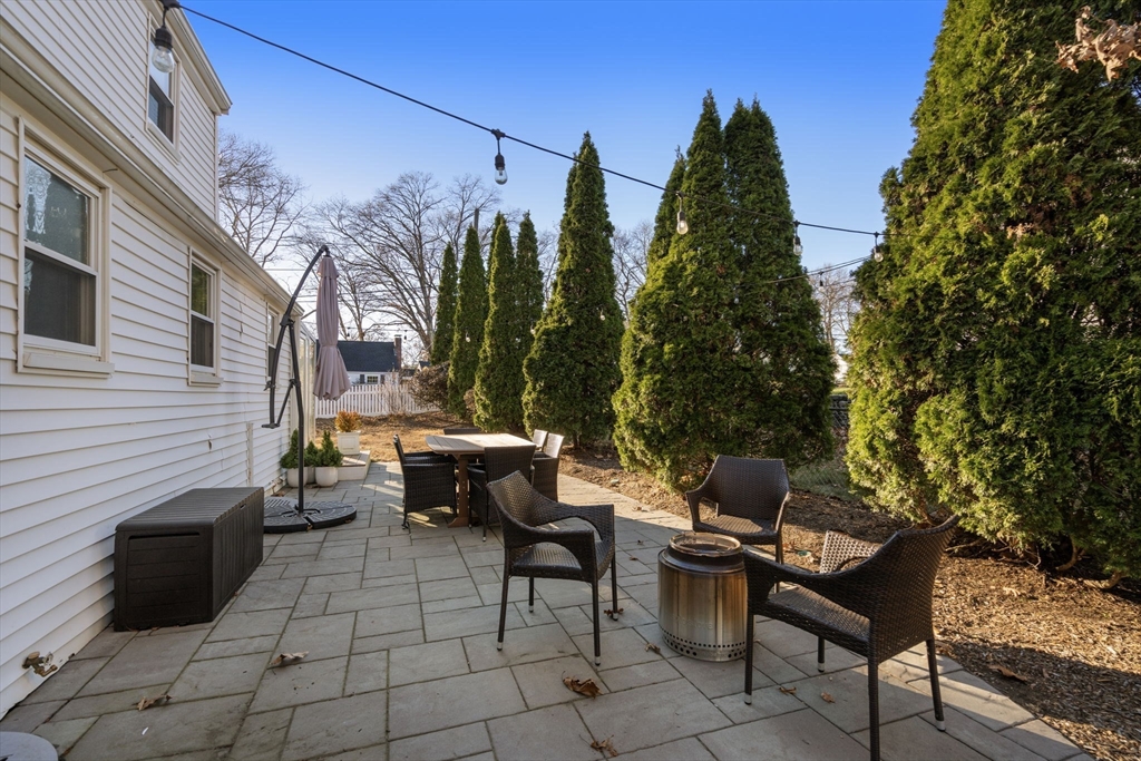 11 Londonderry Road Framingham, MA 01701 - Photo 35 of 38 Gallery Image 35