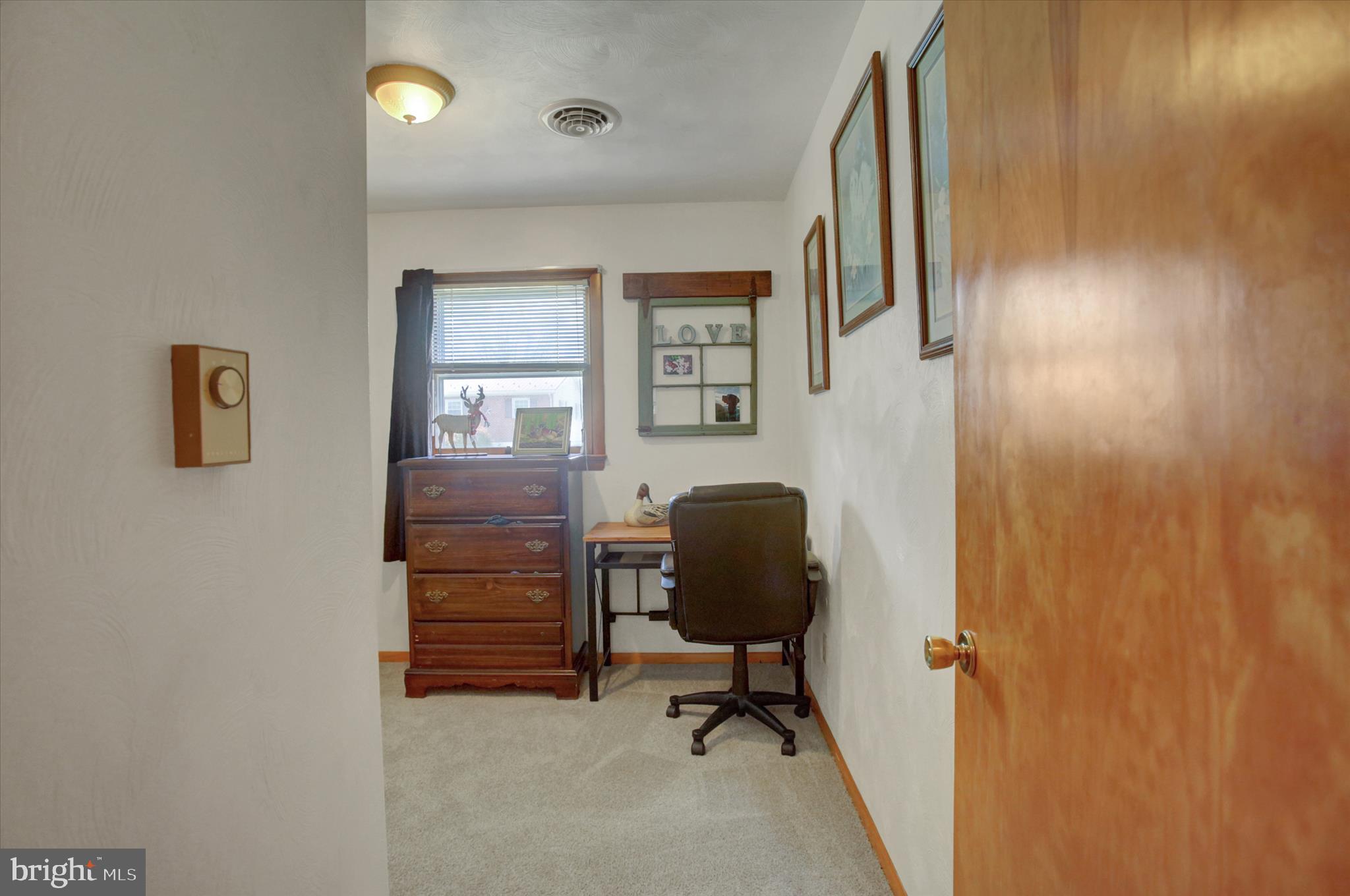 1561 Lakeshore Drive Chambersburg, PA 17202 - Photo 23 of 44 bedroom 2/ current office