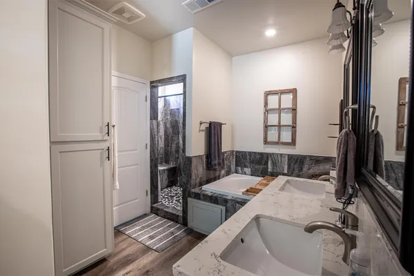 $699,000 | 29200 Acorn Court, Coarsegold, CA 93614