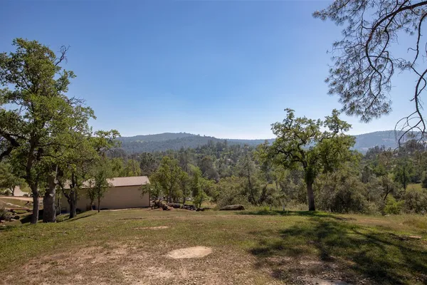 $699,000 | 29200 Acorn Court, Coarsegold, CA 93614