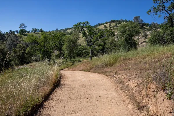 $699,000 | 29200 Acorn Court, Coarsegold, CA 93614