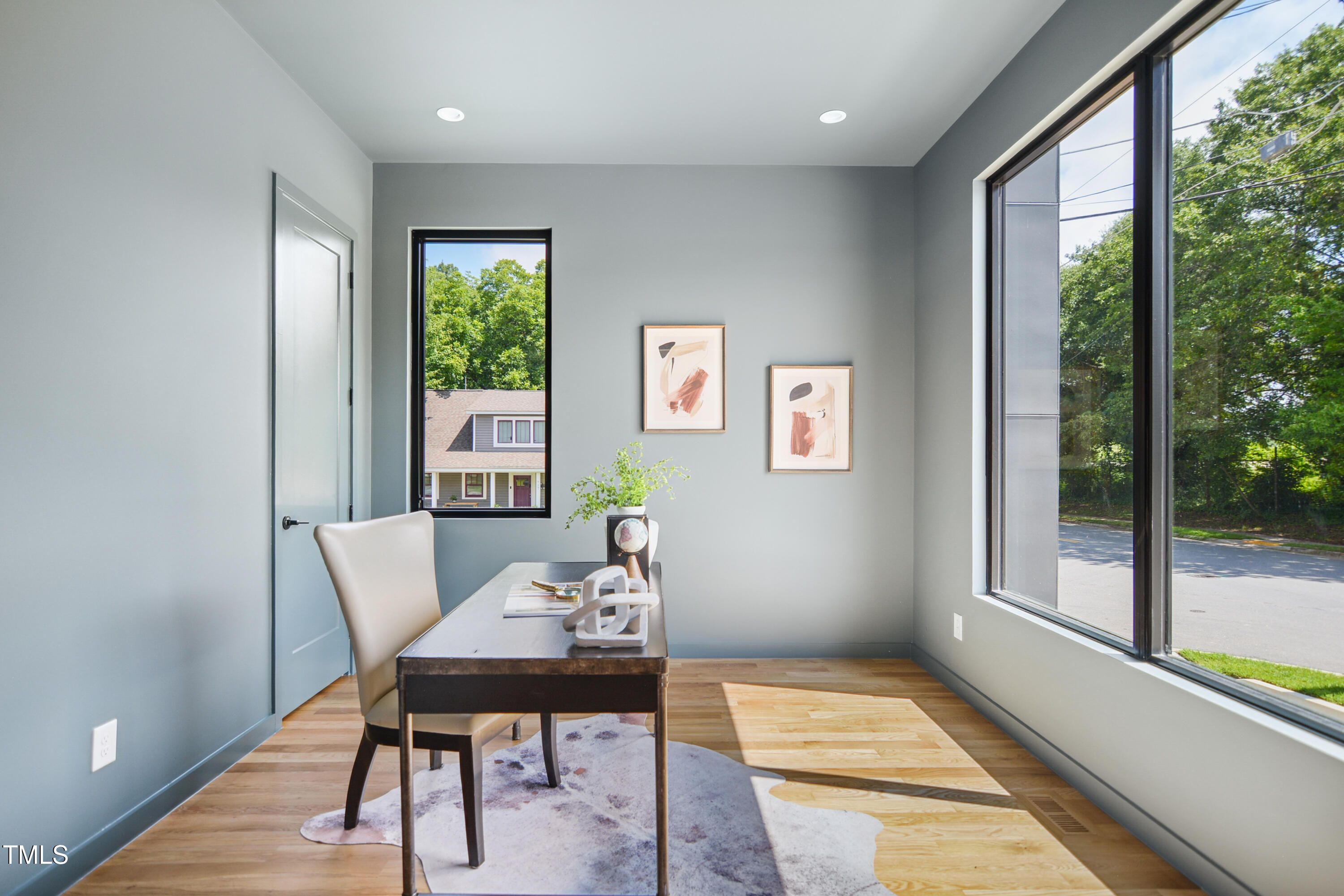 713 North State Street Raleigh, NC 27604 - Photo 4 of 43 032