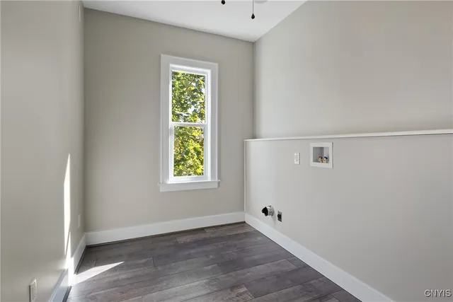 $284,900 | 96 Ellen Street, Oswego, NY 13126