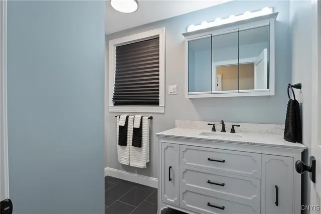 $284,900 | 96 Ellen Street, Oswego, NY 13126