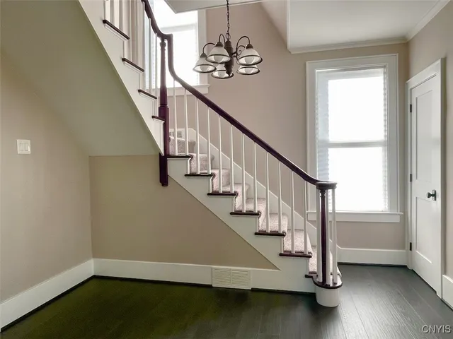 $284,900 | 96 Ellen Street, Oswego, NY 13126