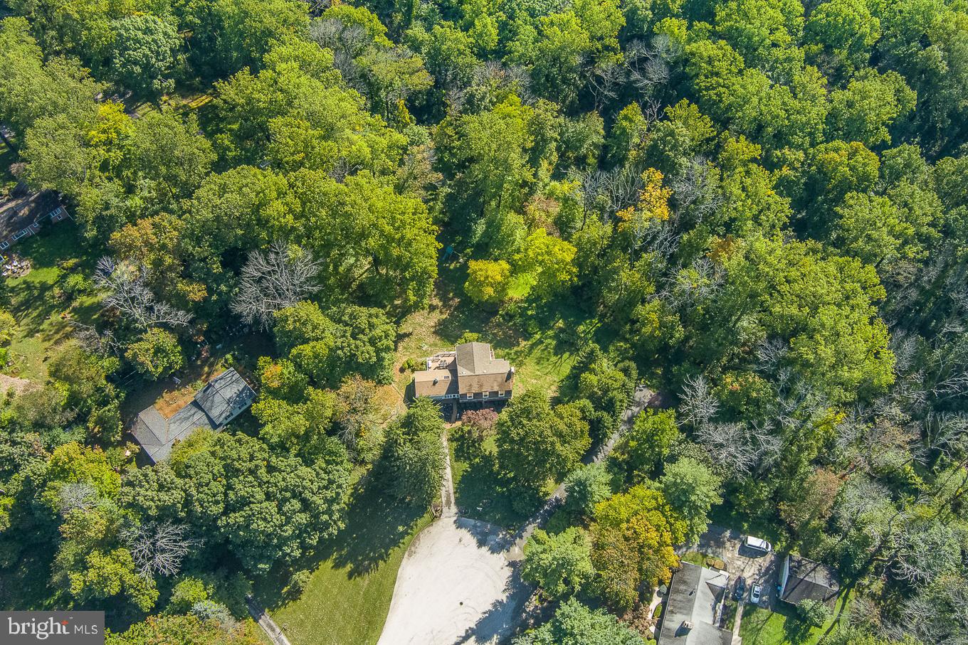 951 Pinecroft Road Berwyn, PA 19312 - Photo 33 of 36 Birds eye view