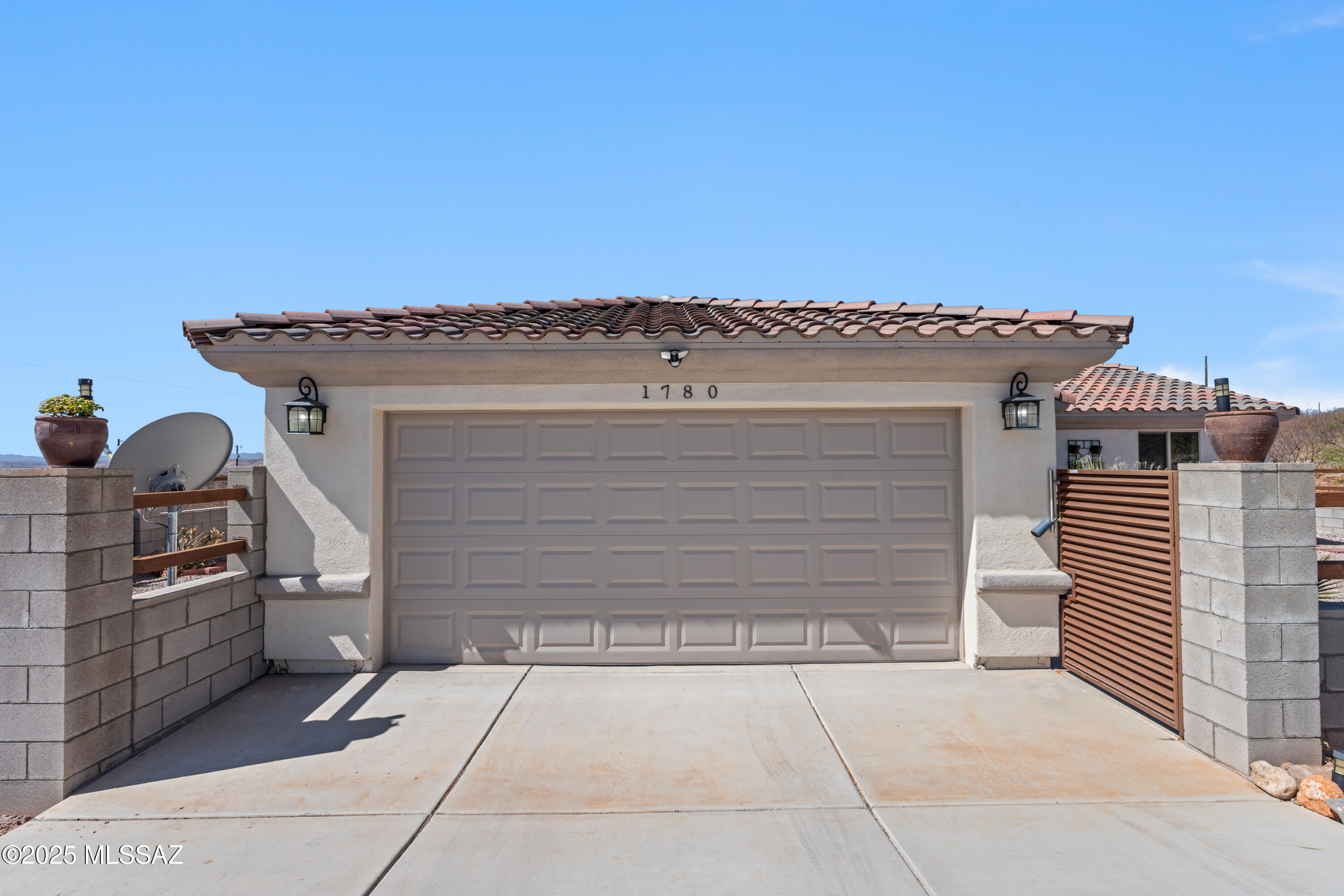 1780 Pitiquito Court Rio Rico, AZ 85648 - Photo 4 of 46