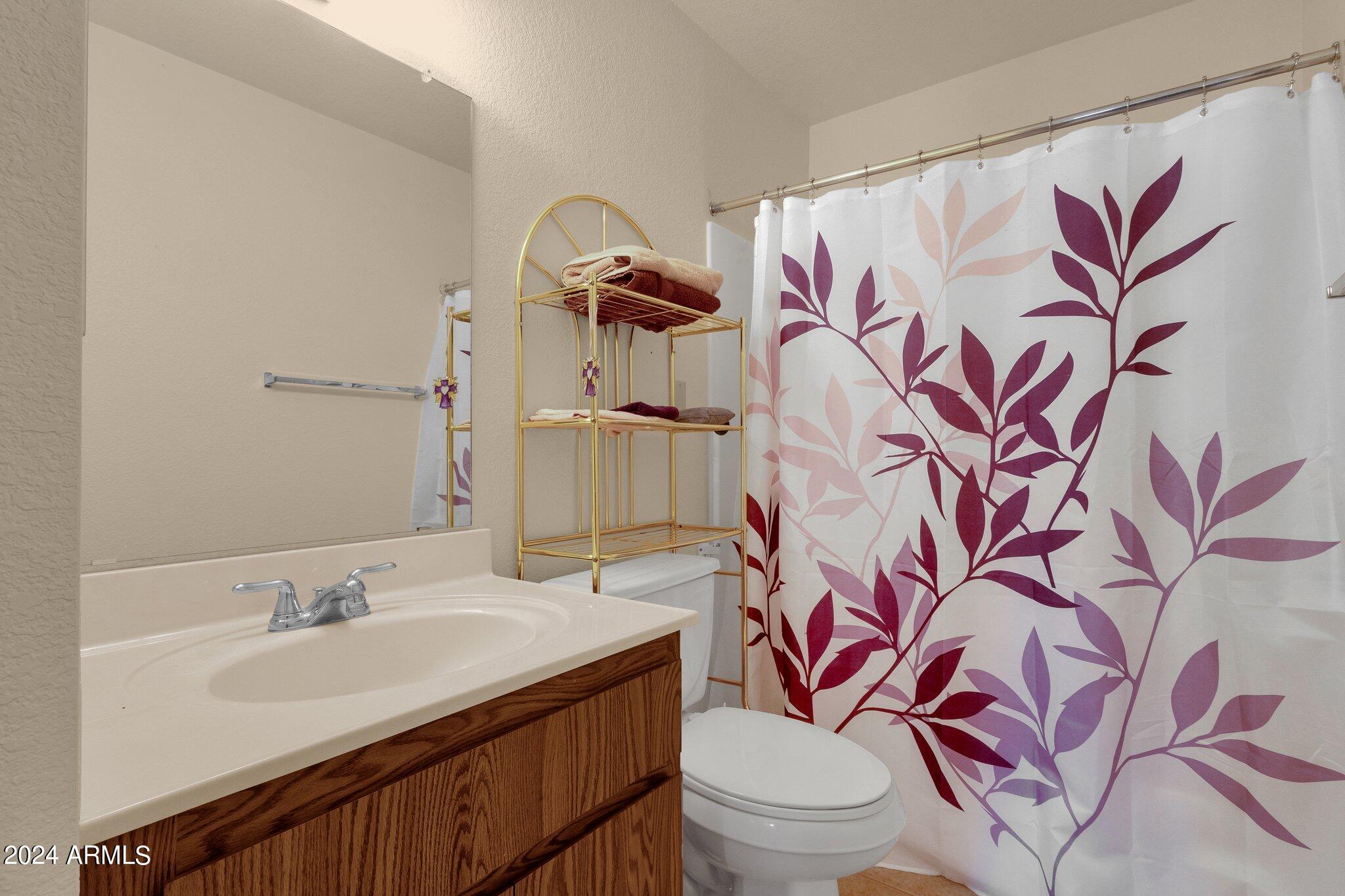 14300 West Bell Road, Unit 64 Surprise, AZ 85374 - Photo 15 of 18 Primary Bathroom