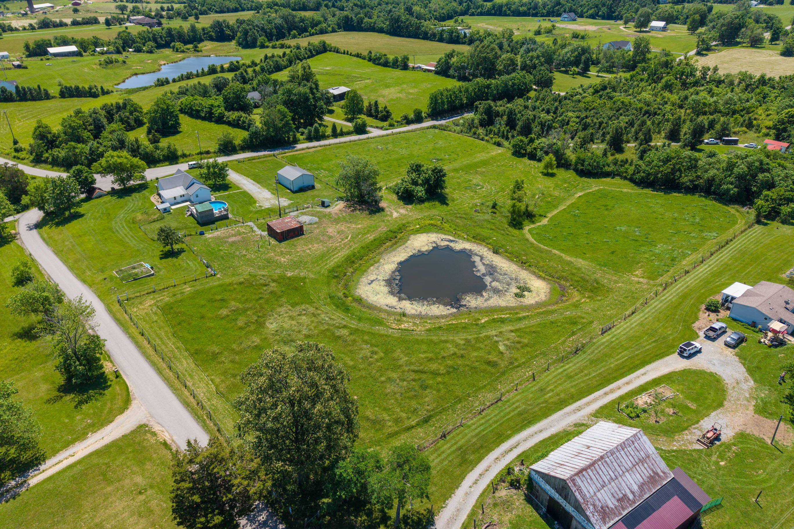 1160 Hopewell Road Harrodsburg, KY 40330 - Photo 39 of 51 20260602-1160-Hopewell-Rd-drone-fh-010_w