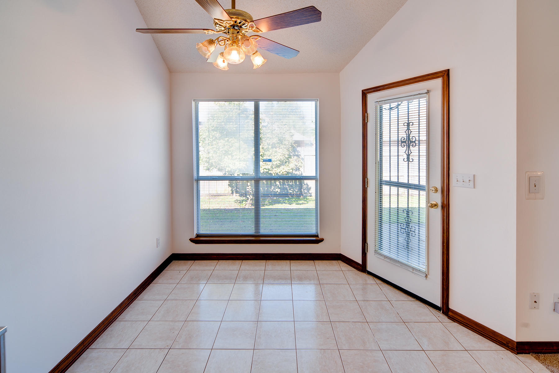 409 Ridge Wood Circle Destin, FL 32541 - Photo 8 of 29 _TDW0958