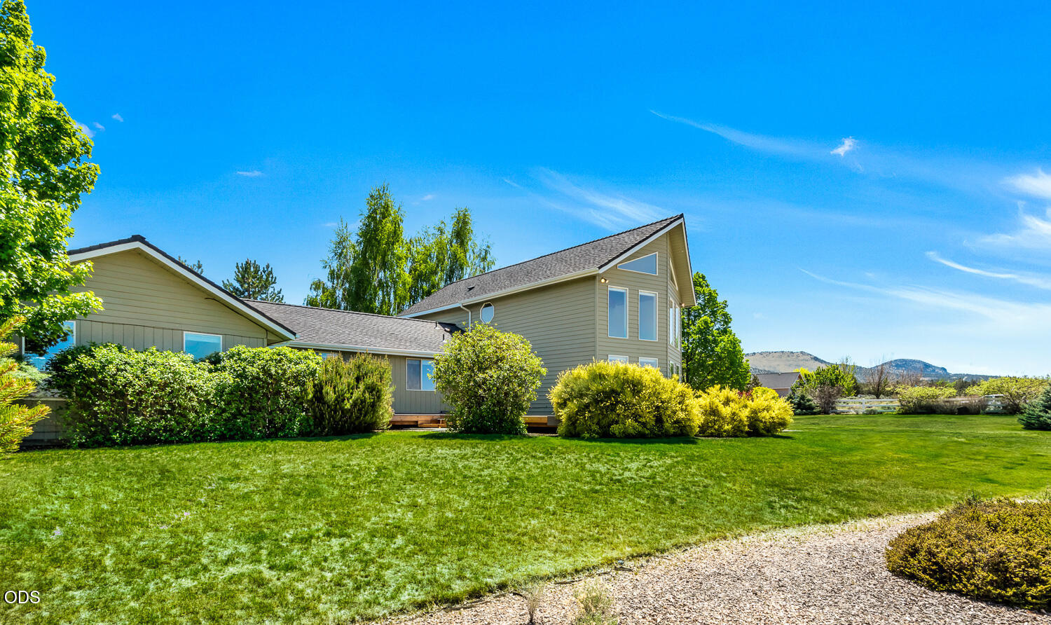 8341 Southwest Copley Road Powell Butte, OR 97753 - Photo 30 of 44