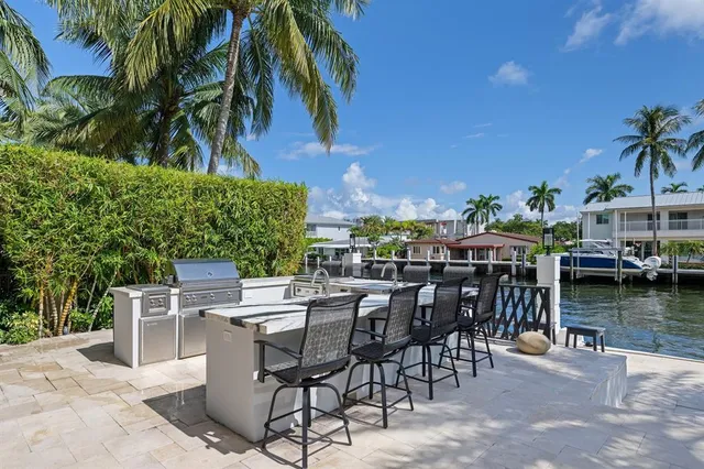 $9,900,000 | 720 Isle Of Palms Drive, Fort Lauderdale, FL 33301