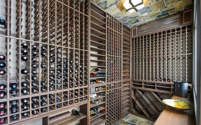 $9,900,000 | 720 Isle Of Palms Drive, Fort Lauderdale, FL 33301