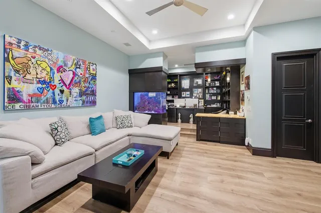 $9,900,000 | 720 Isle Of Palms Drive, Fort Lauderdale, FL 33301