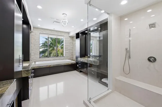 $9,900,000 | 720 Isle Of Palms Drive, Fort Lauderdale, FL 33301