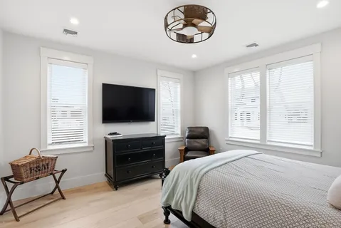 $1,599,000 | 55 A Street, Hull, MA 02045