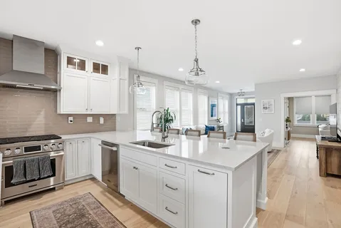 $1,599,000 | 55 A Street, Hull, MA 02045