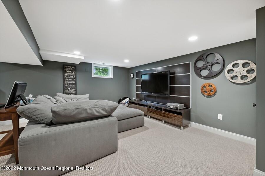 25 Green Hills Road East Brunswick, NJ 08816 - Photo 31 of 50 28_25GreenHills_2033_LowRes