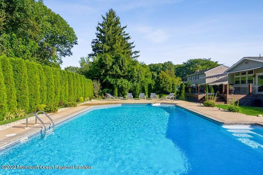 25 Green Hills Road East Brunswick, NJ 08816 - Photo 42 of 50 12_25GreenHillsRd_2015_LowRes