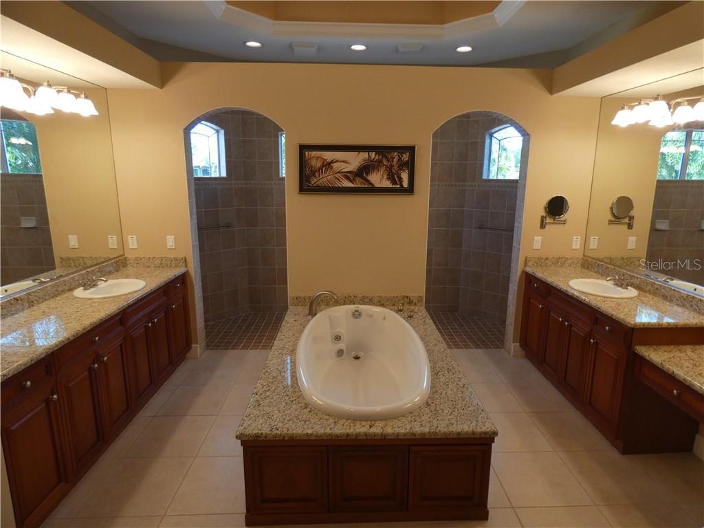 15445 Mulholland Road Parrish, FL 34219 - Photo 17 of 33 Gallery Image 17